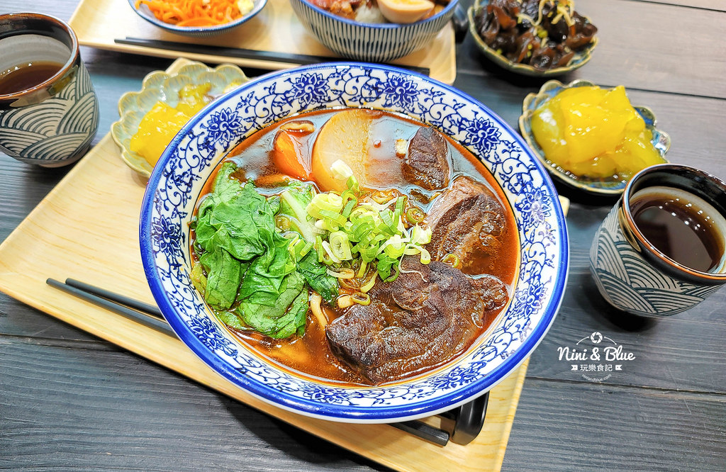 小初店 菜單 滷肉飯牛肉麵 台中米其林09 小初店 菜單 滷肉飯牛肉麵 台中米其林09