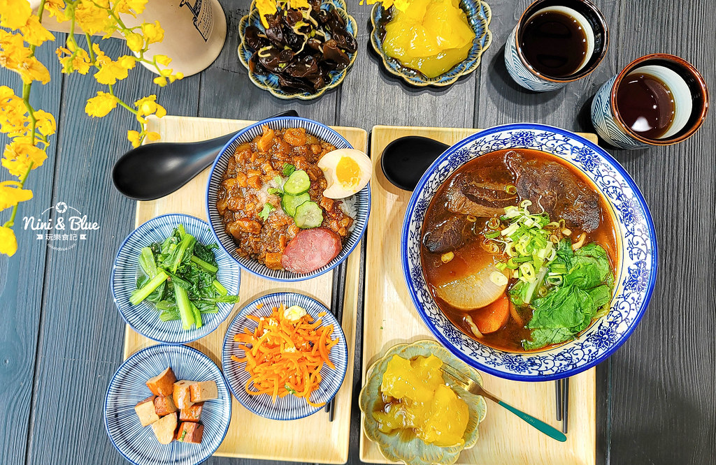小初店 菜單 滷肉飯牛肉麵 台中米其林06 小初店 菜單 滷肉飯牛肉麵 台中米其林06
