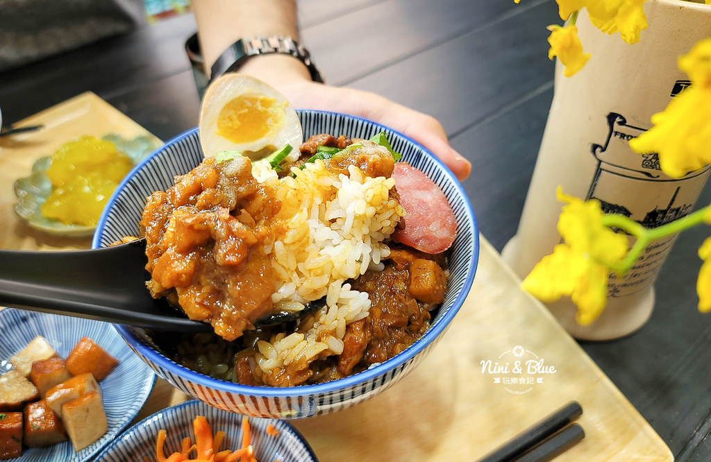 小初店 菜單 滷肉飯牛肉麵 台中米其林16 小初店 菜單 滷肉飯牛肉麵 台中米其林16