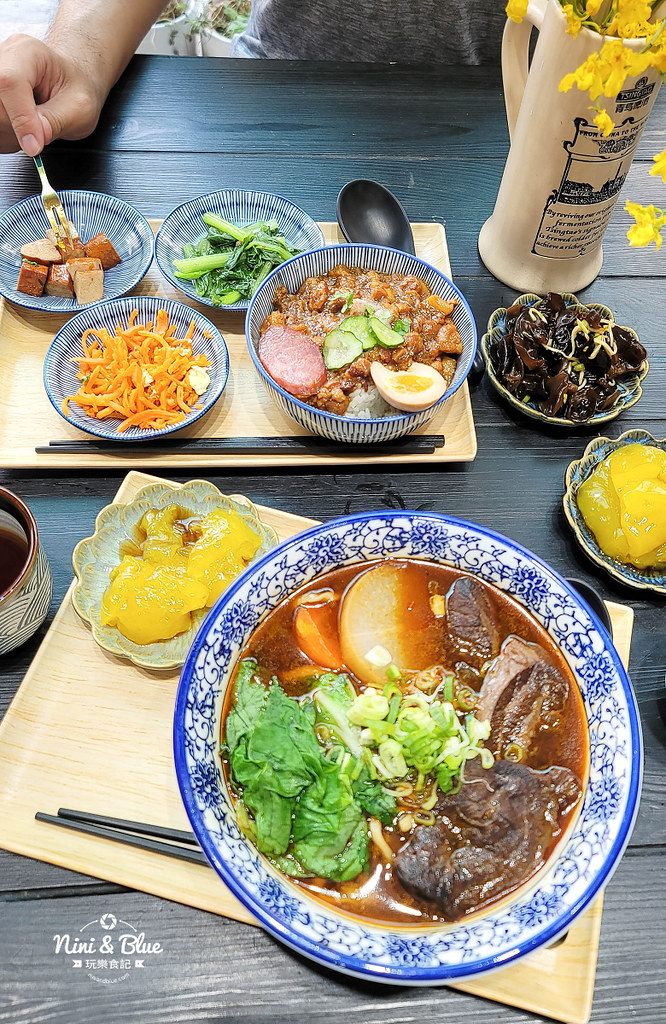 小初店 菜單 滷肉飯牛肉麵 台中米其林07 小初店 菜單 滷肉飯牛肉麵 台中米其林07