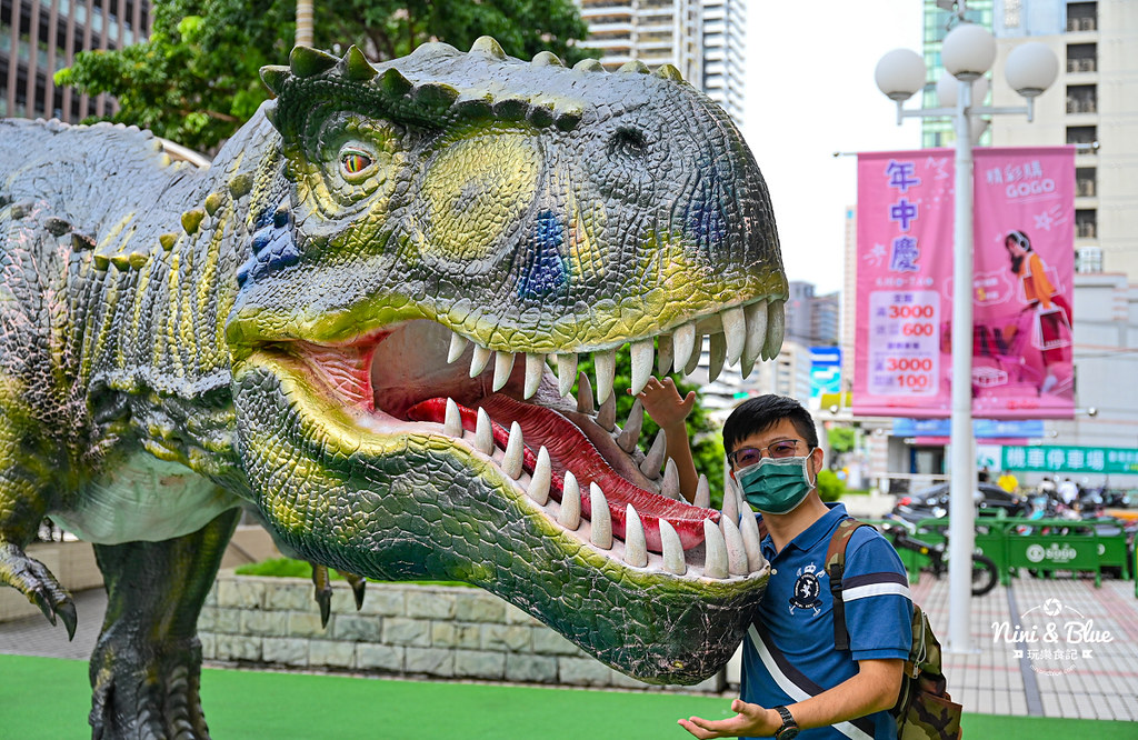 台中恐龍景點 SOGO百貨09