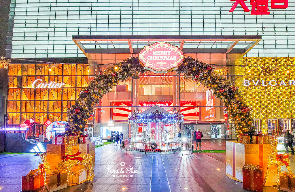 台中耶誕節拍照景點 新光大遠百 恐龍 雪人 04