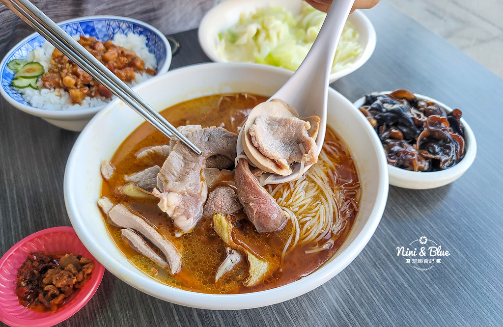 台中麻油雞麵線 羅家古早味菜單 米其林必比登17