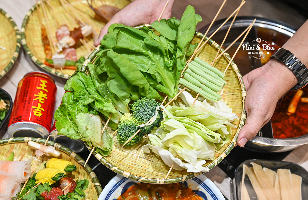 餉串串 菜單 麻辣串串香  台中28