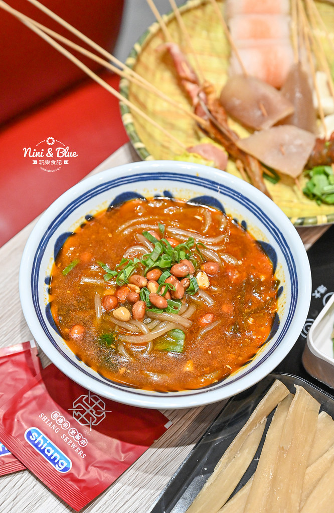 餉串串 菜單 麻辣串串香  台中23