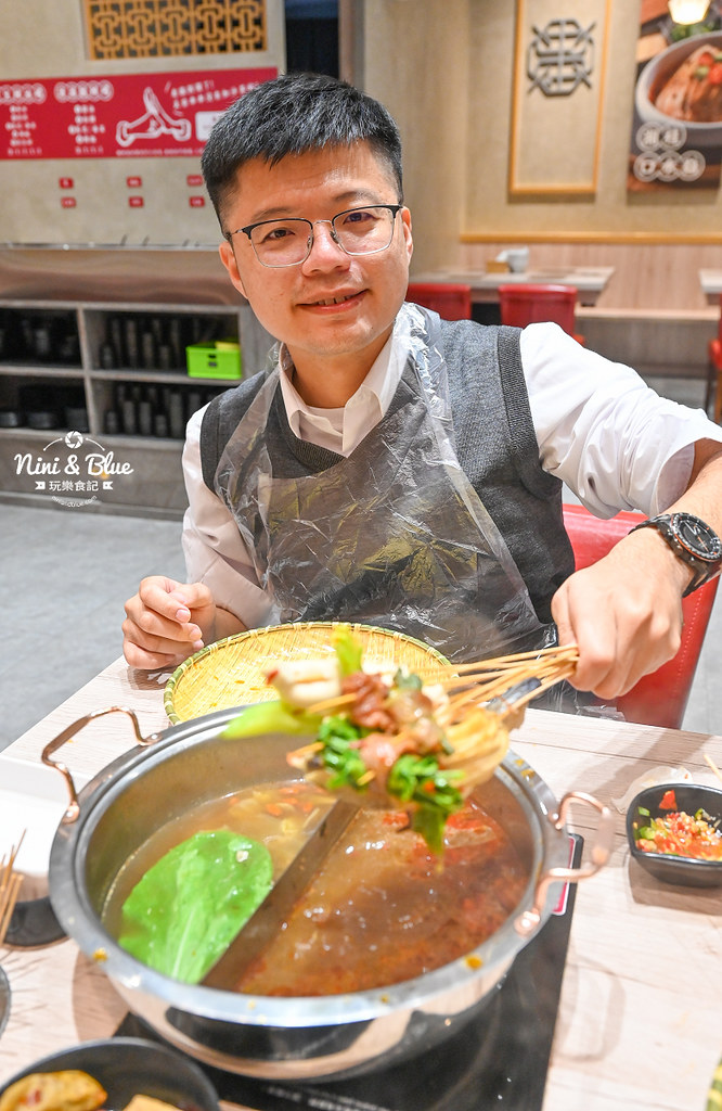 餉串串 菜單 麻辣串串香  台中49