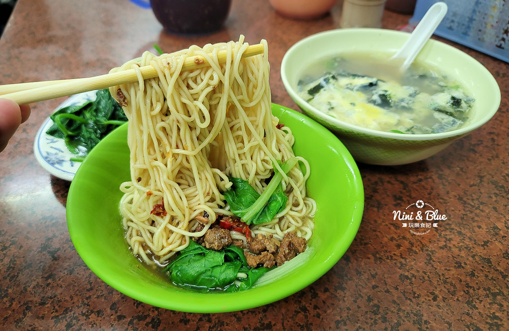阿隆麵攤 台中向上市場美食小吃 菜單09 阿隆麵攤 台中向上市場美食小吃 菜單09