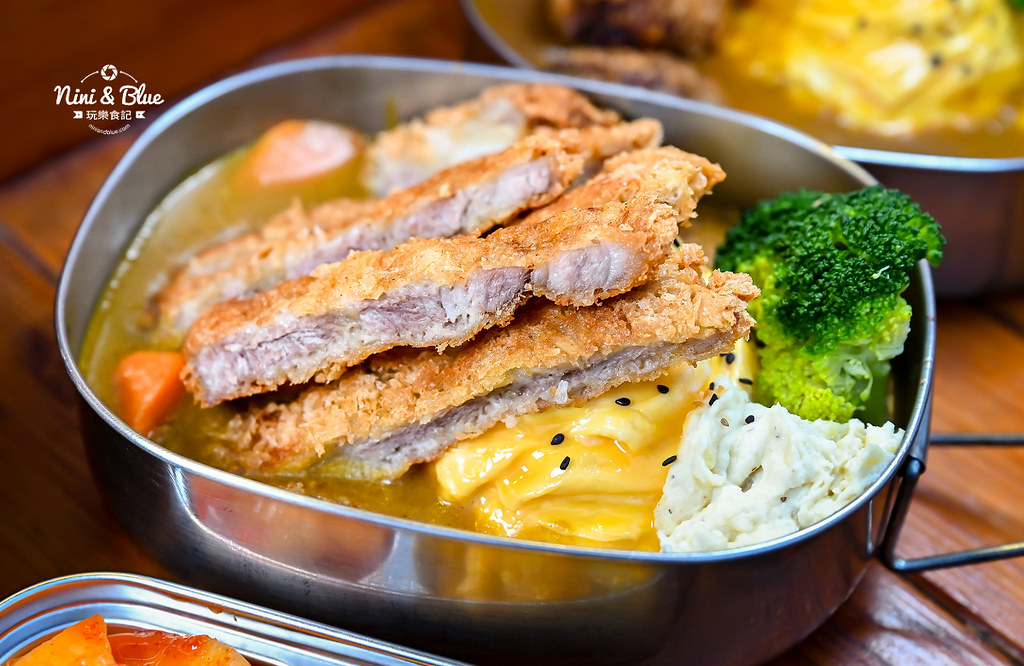 咖哩甲班菜單 台中南區忠孝夜市美食14
