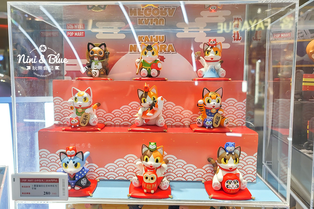 POP MART ROBOSHOP 泡泡瑪特 台中門市新光三越13