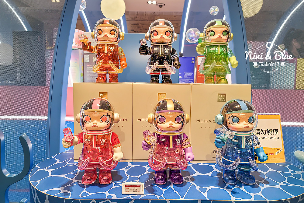 POP MART ROBOSHOP 泡泡瑪特 台中門市新光三越07