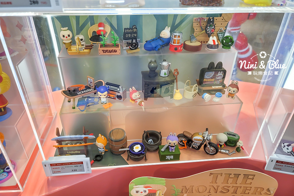 POP MART ROBOSHOP 泡泡瑪特 台中門市新光三越23
