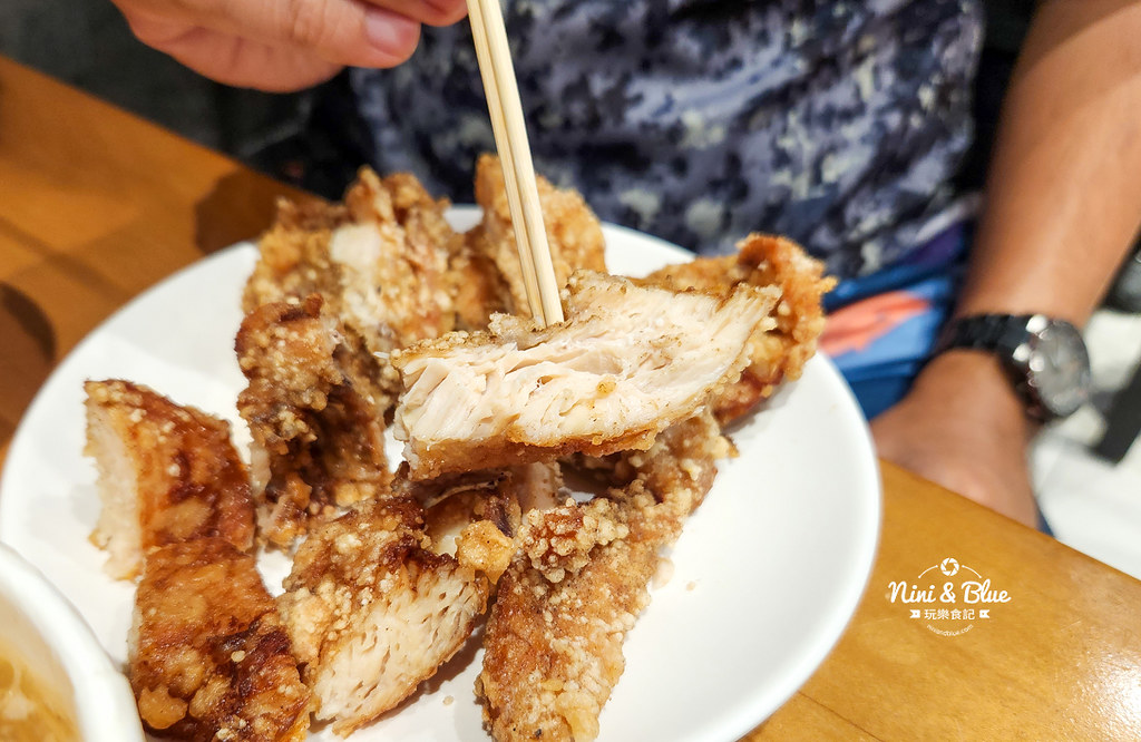 台中麻辣大腸麵線香雞排花枝丸 台中美食14