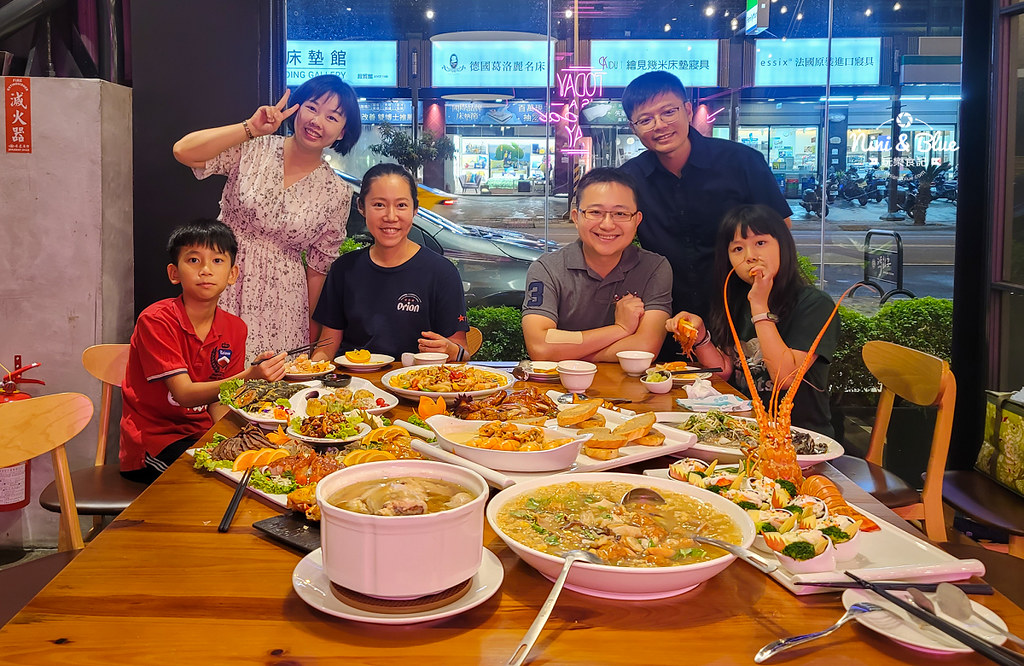 鴻龍宴菜單 台中合菜聚餐包廂 台中活蝦01