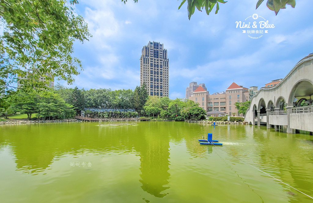 台中豐樂公園 捷運景點 沙坑溜滑梯07