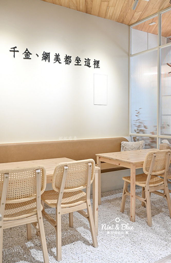 吐豪神醬肉燥吐司 台中嶺東酒吧05