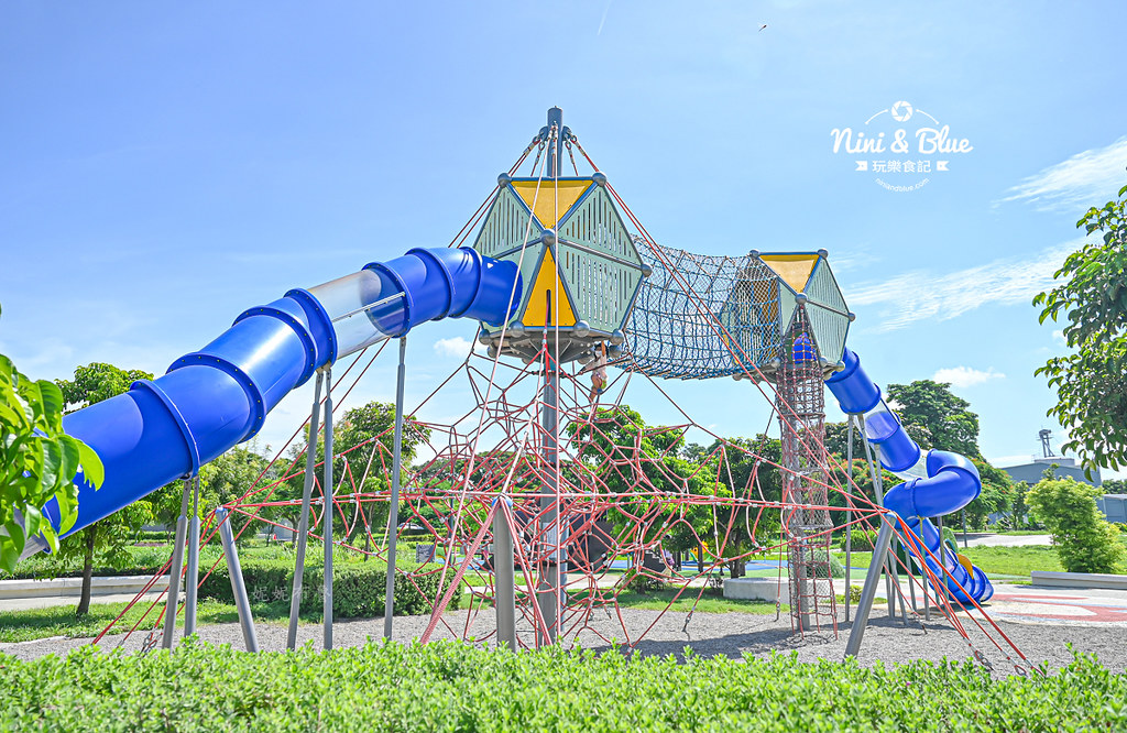 溪湖景點 溪湖中央公園  葡藤堡 攀爬網17