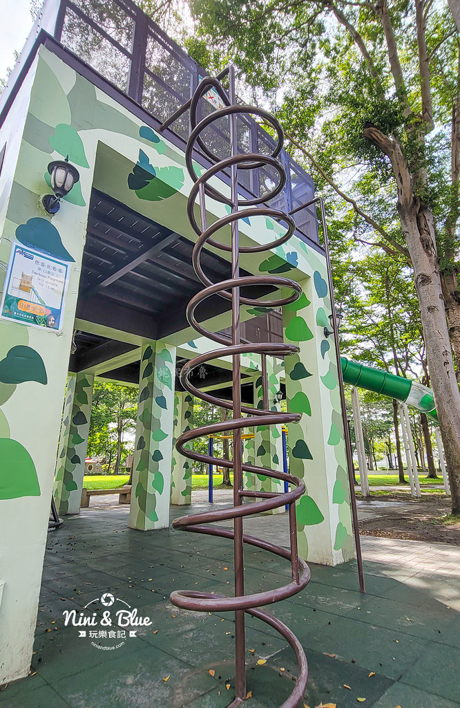 台中南屯豐富公園 樹屋遊戲場 共融12