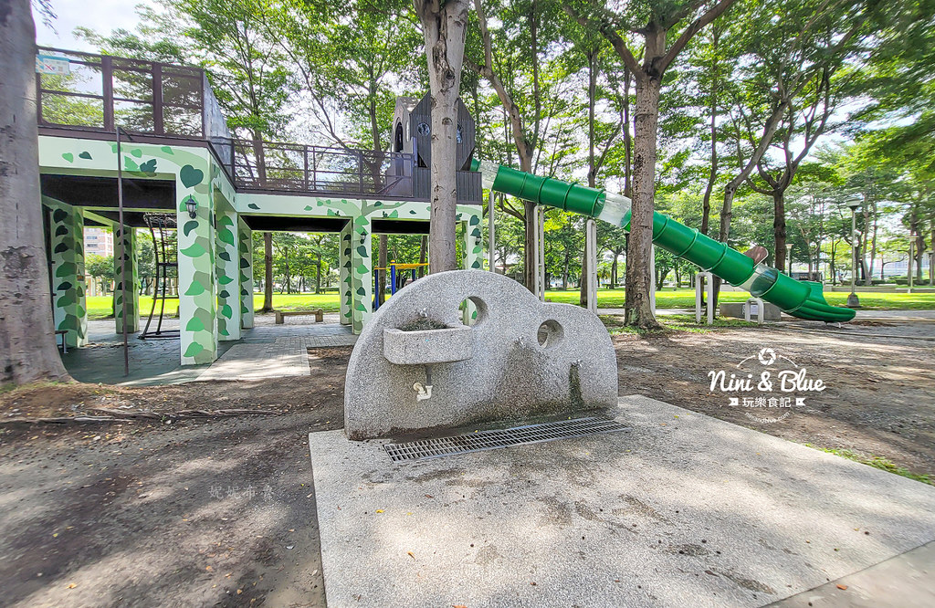 台中南屯豐富公園 樹屋遊戲場 共融15