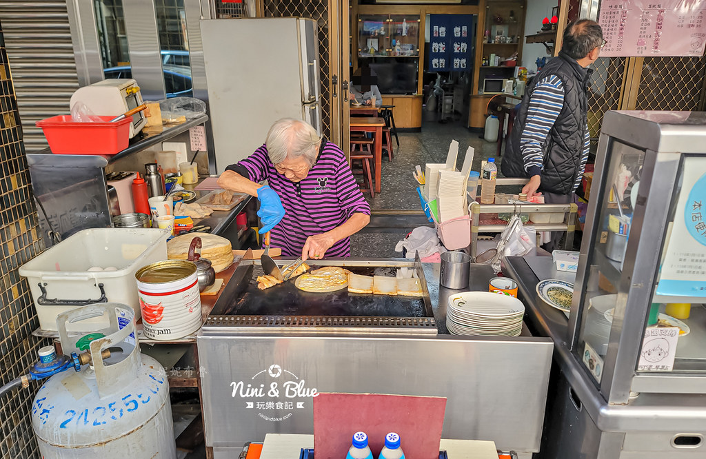 阿婆早點 台中無名美食 粉漿蛋餅 碗粿 菜單06 阿婆早點 台中無名美食 粉漿蛋餅 碗粿 菜單06