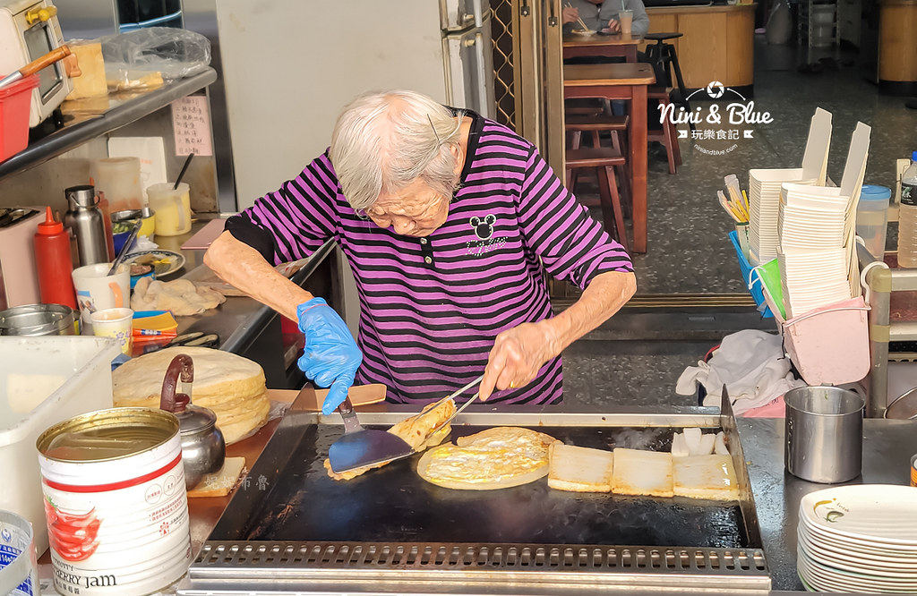 阿婆早點 台中無名美食 粉漿蛋餅 碗粿 菜單05 阿婆早點 台中無名美食 粉漿蛋餅 碗粿 菜單05