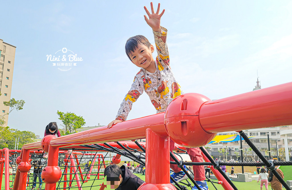 彰化延平公園 滑索沙坑溜滑梯公園10