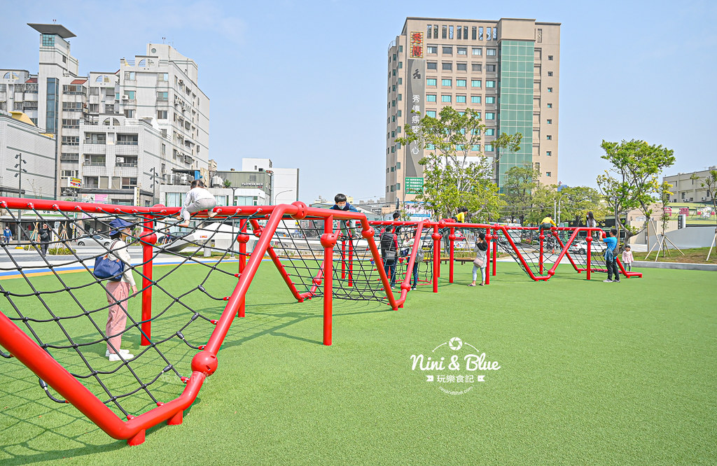 彰化延平公園 滑索沙坑溜滑梯公園18