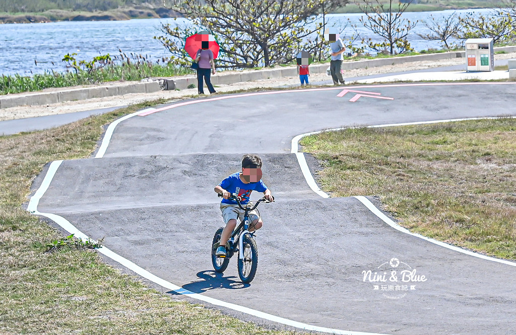 嬉濱海豚公園  彰化伸港公園 西濱慶安水道20