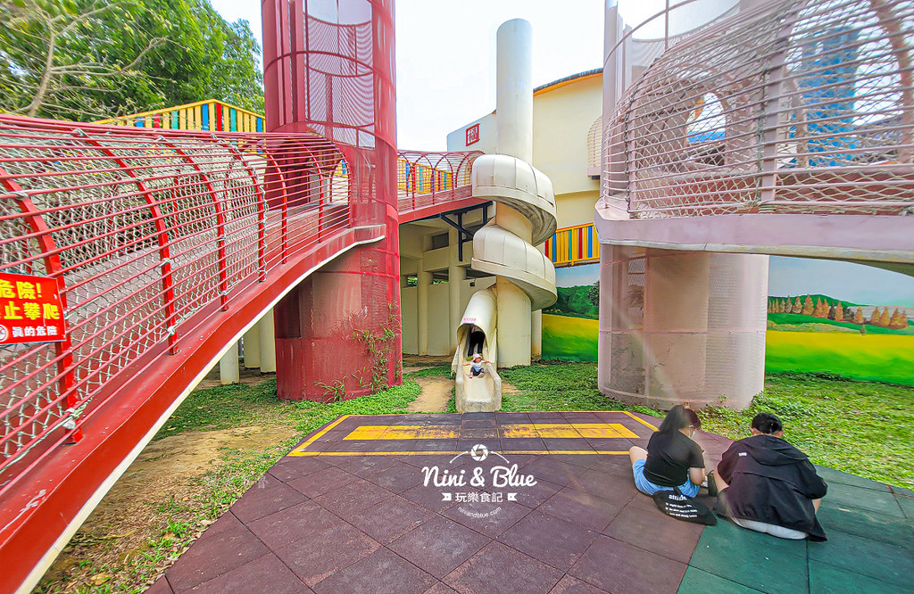 灣麗親子公園 苗栗苑裡 景點 溜滑梯15 灣麗親子公園 苗栗苑裡 景點 溜滑梯15