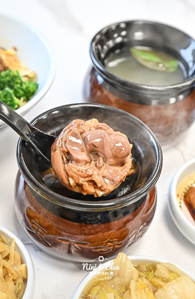 豬在瘋 菜單 台中豬腳麵線 宵夜 潮港城27