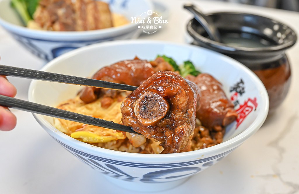 豬在瘋 菜單 台中豬腳麵線 宵夜 潮港城34