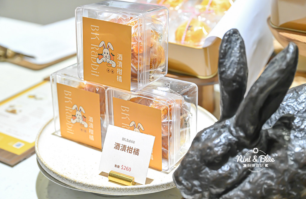 黑色小白兔 門市 咖啡 蛋黃酥09 黑色小白兔 門市 咖啡 蛋黃酥09