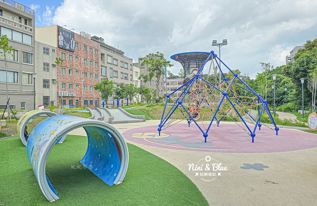 員林三和公園 共融盪鞦韆 溜滑梯11 員林三和公園 共融盪鞦韆 溜滑梯11